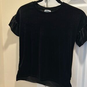 Black velour short sleeve top